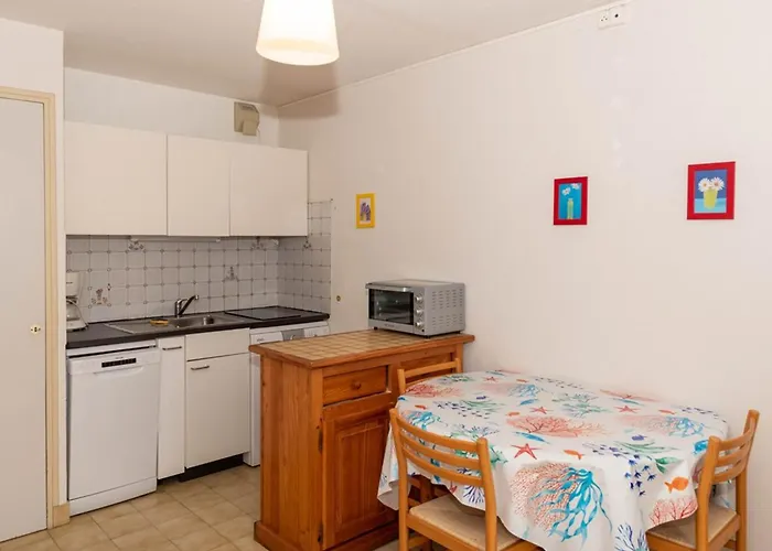 T2 A Saint Clair, Pres De La Plage, Avec Parking, Ideal Pour 4 - Fr-1-803-95 * Ле-Лаванду